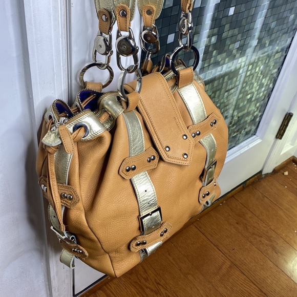 💕 Gustto tan gold Italian leather large satchel bag gorgeous 💕 - Picture 2 of 16